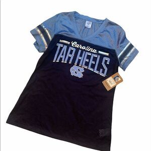 North Carolina Tar Heels Women's Football Shirt Sz M NWT